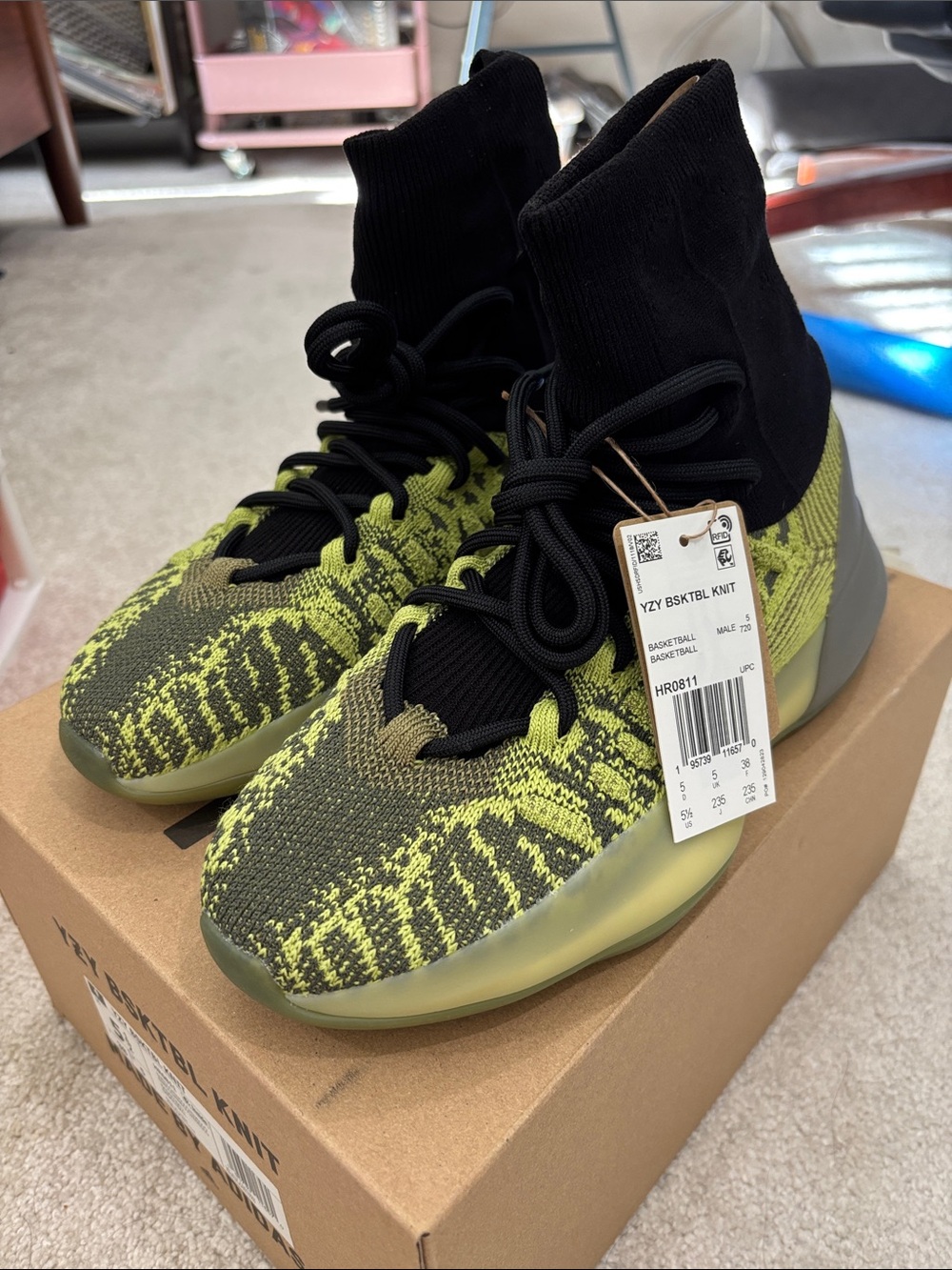 adidas YZY Bsktbl Knit Sneakers NEW with box